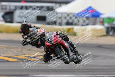 media/Jan-15-2023-SoCal Trackdays (Sun) [[c1237a034a]]/Turn 2 Set 2 (1155am)/